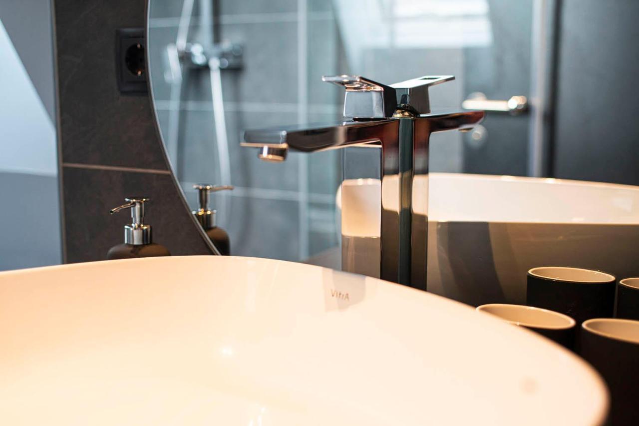 Blackhome Innsbruck City East I Contactless Check-In Exteriör bild